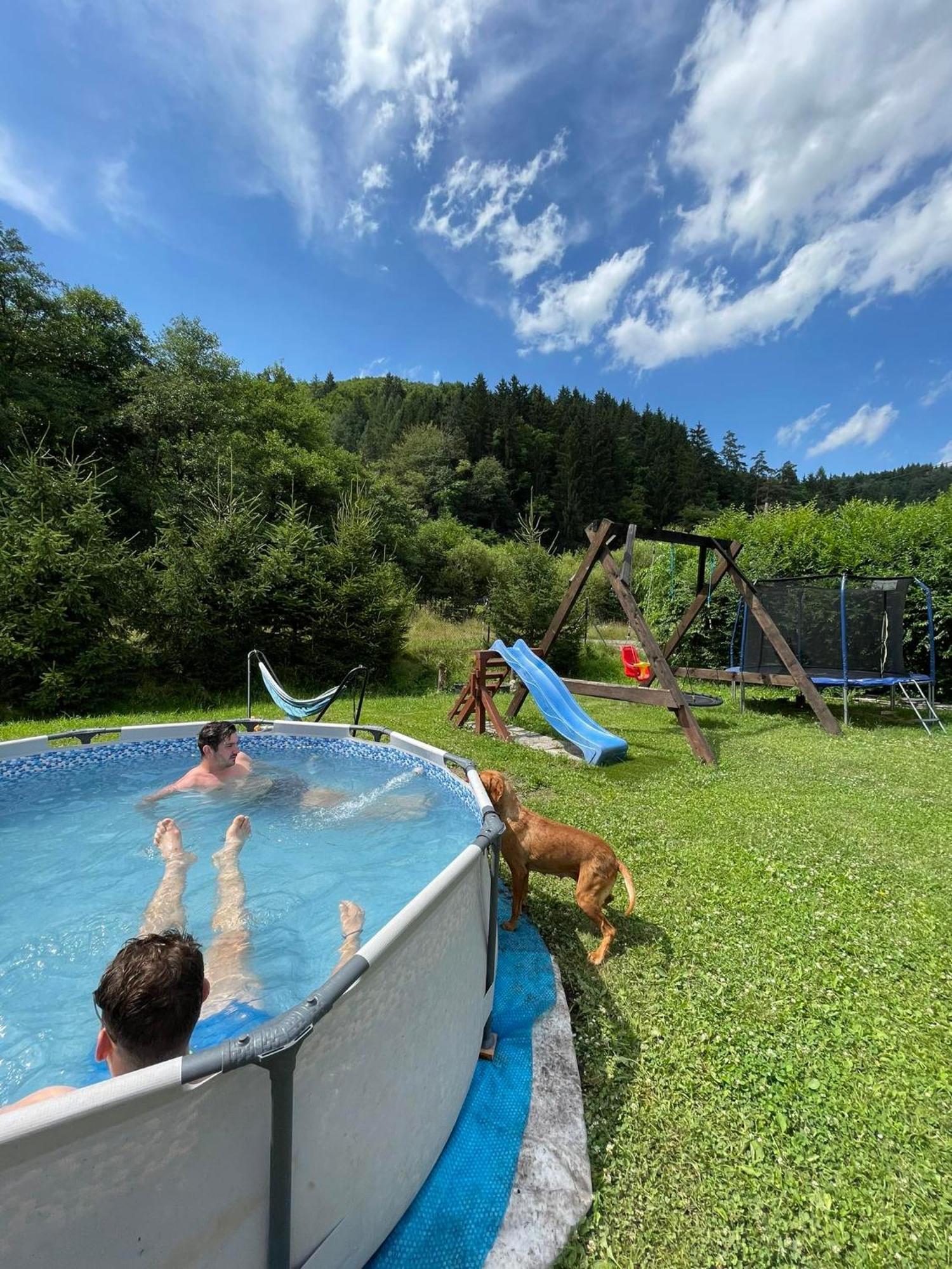 Apartman Dolina Banska Bela Exteriör bild